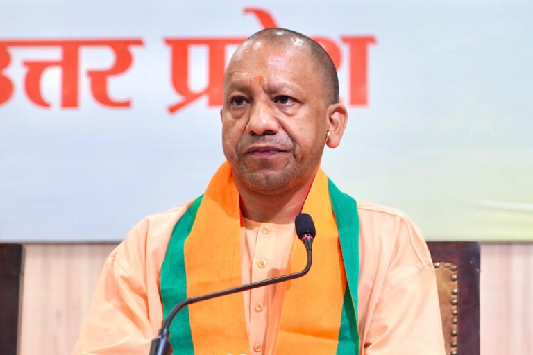 UP में 36 हजार से अधिक राज्यकर्मियों